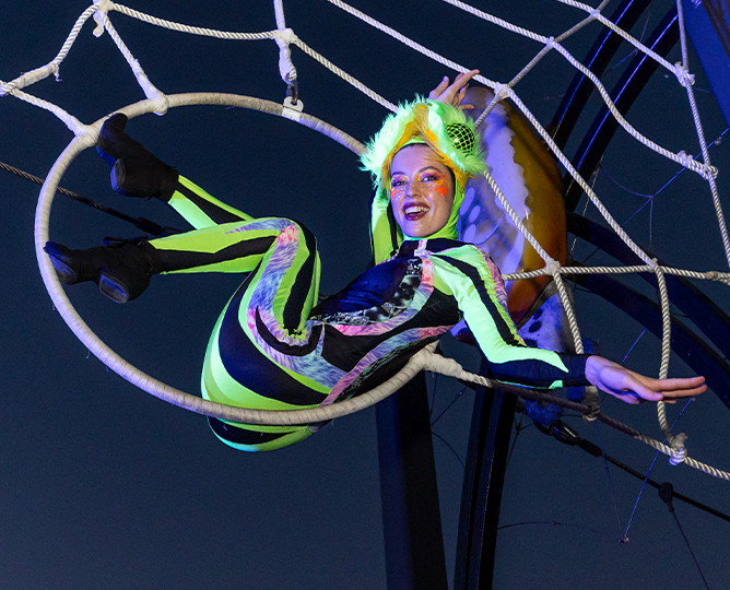 Acrobat in neon colors in web
